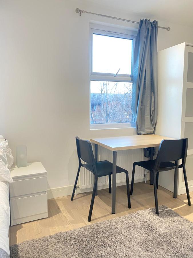 Cozy En-Suite Near Stratford London Kültér fotó